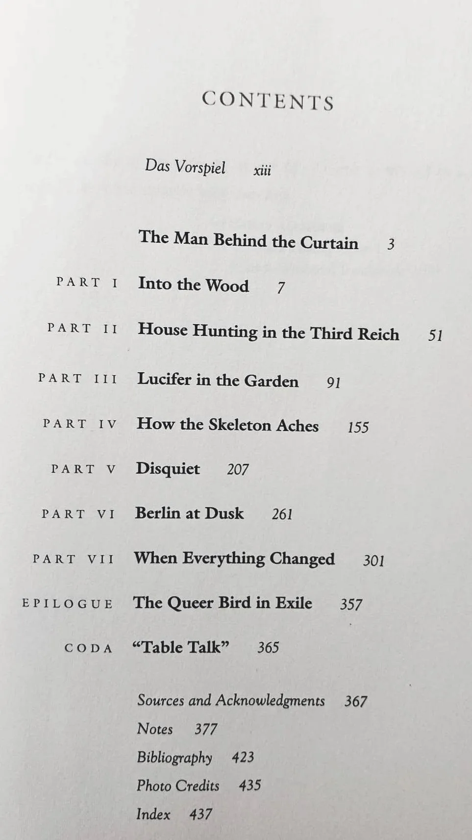 IN THE GARDEN OF BEASTS - Erik Larson