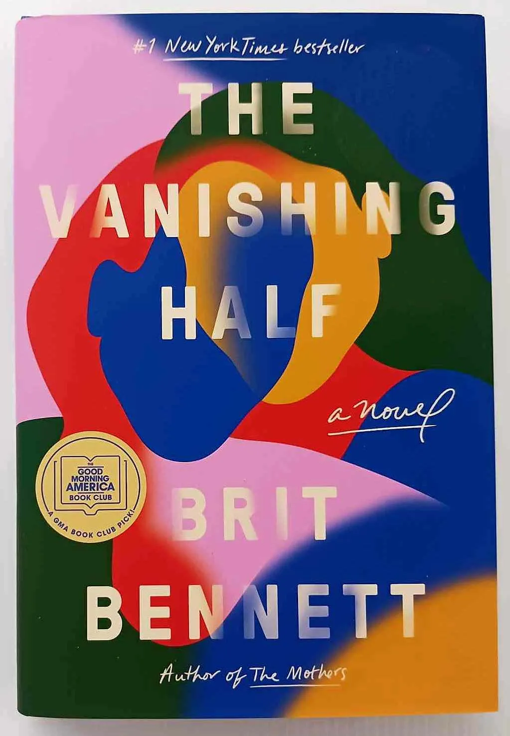 THE VANISHING HALF - Brit Bennett